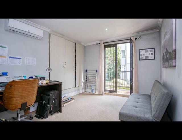 2 BEDROOM APARTMENT TO LET IN MORNINGSIDE